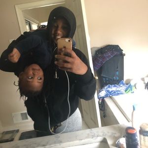 Meet your Posher, Amber